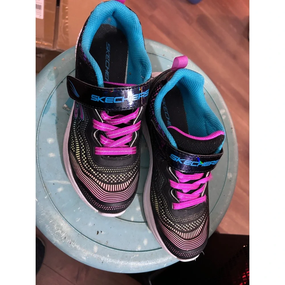 Skechers sparkle shine